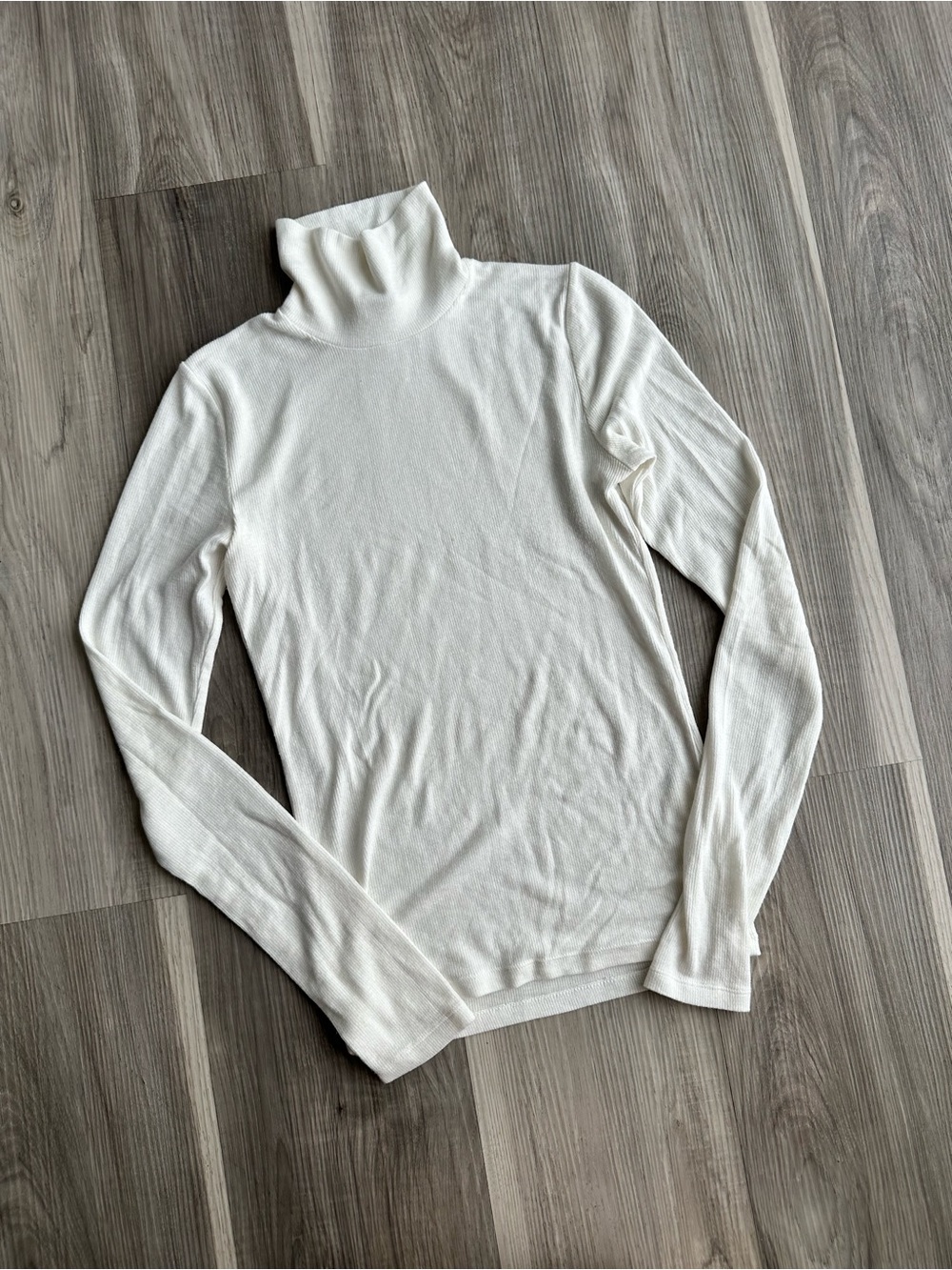 Wilfred white ribbed turtleneck long sleeve basic top
